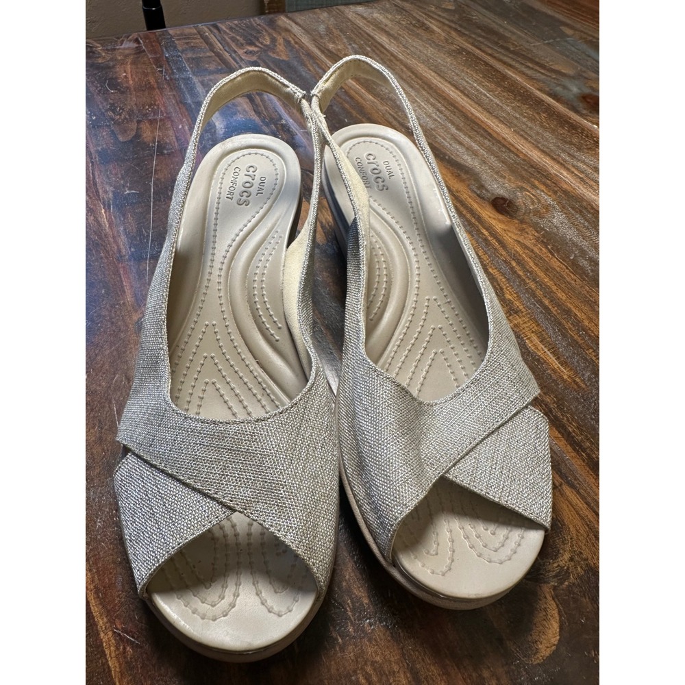 Crocs‎ Women 10 Metallic Linen Slingback Wedge Sandals Peep Toe Silver 205261